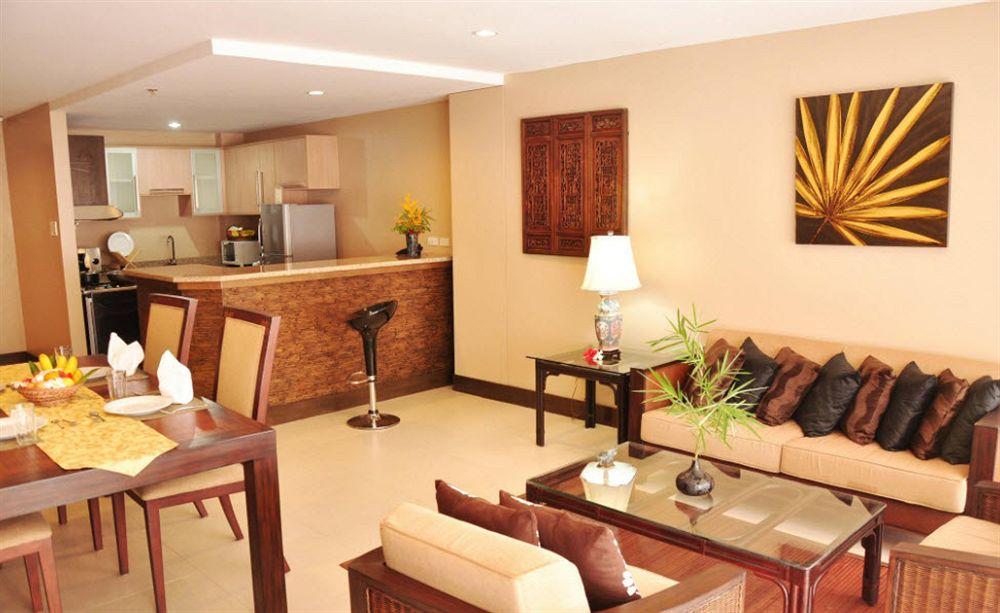 Coralpoint Gardens Apartment Lapu-Lapu City Exterior photo